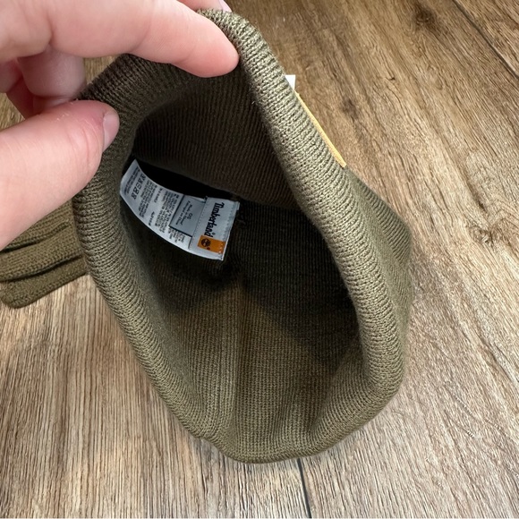 Timberland Beanie and Glove Set - Picture 7 of 8